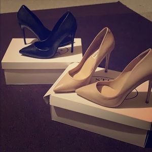 Steve Madden Daisie Black / Nude pointy toe heels